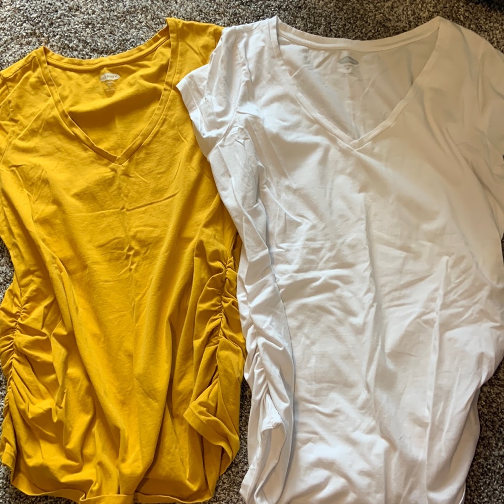 Set of 2 maternity v necks